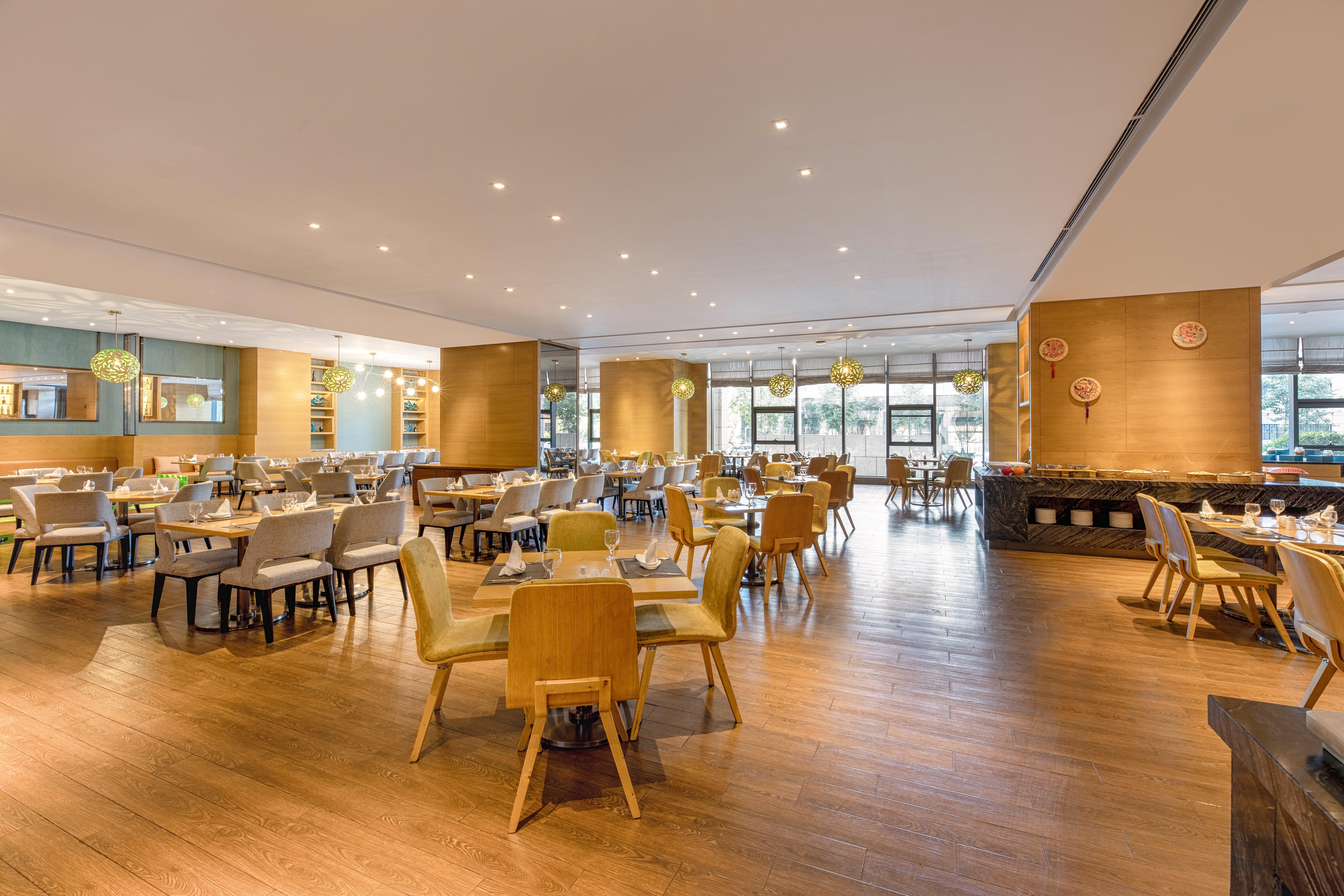 Holiday Inn Baoji Central By Ihg Екстериор снимка