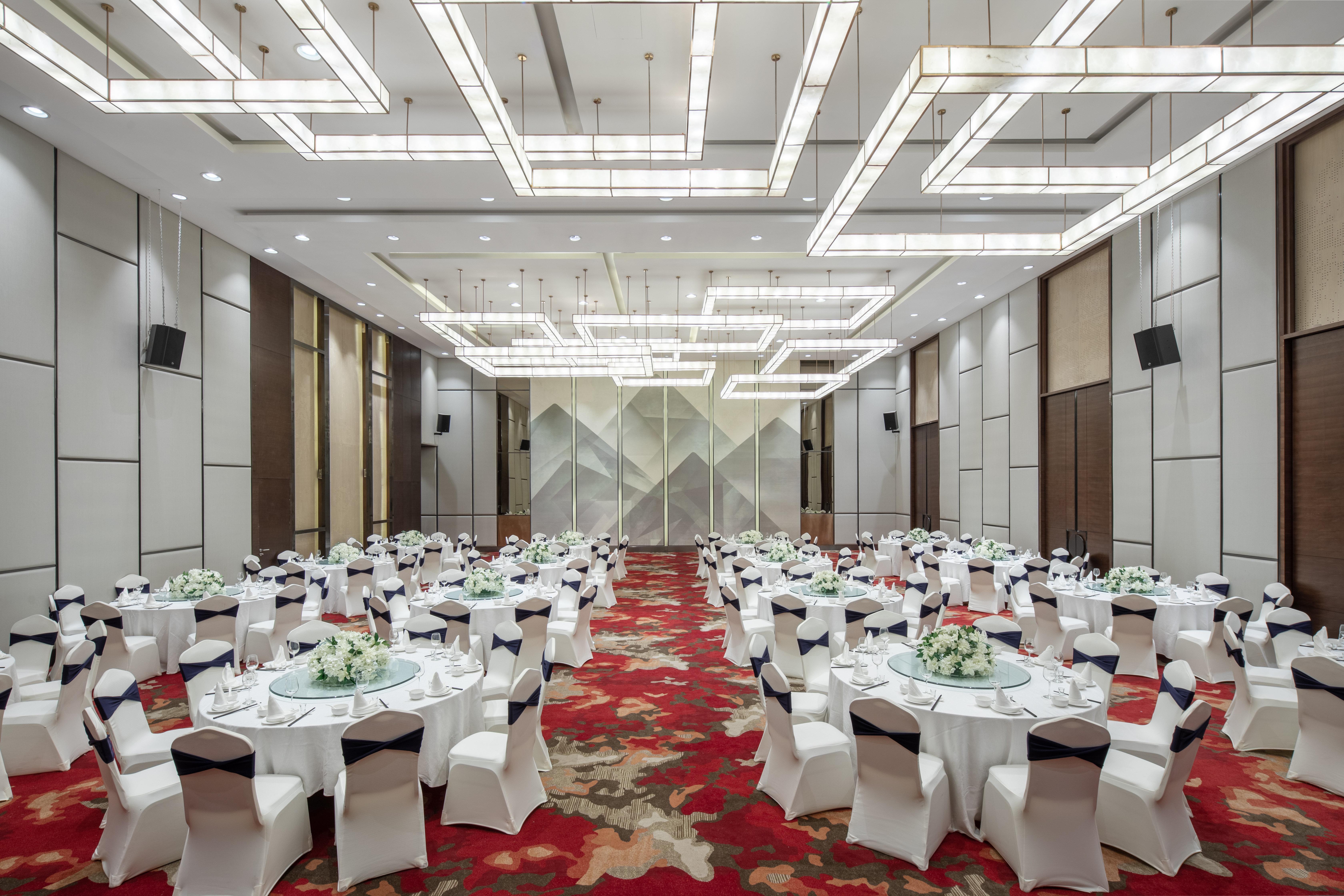 Holiday Inn Baoji Central By Ihg Екстериор снимка