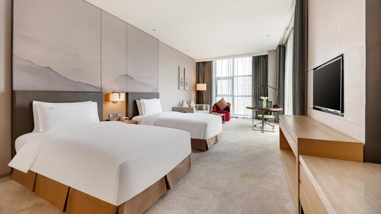 Holiday Inn Baoji Central By Ihg Екстериор снимка